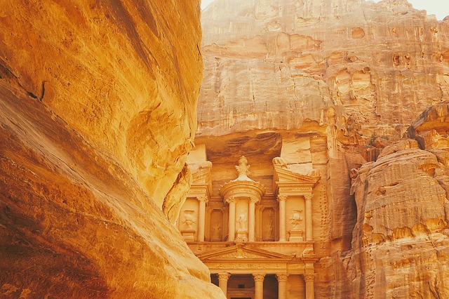 Petra, Tesoros de Jordania