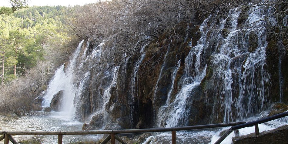 Nacimiento del Río Cuervo Visitar el nacimiento del Río Cuervo en cualquier época del año
