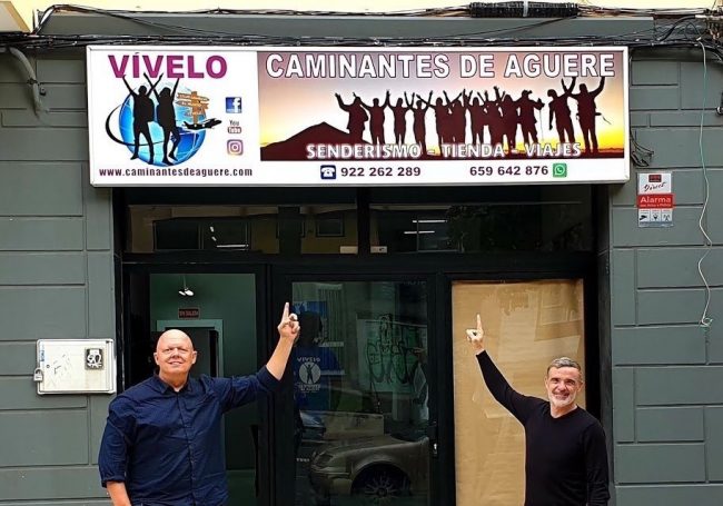 Gracias por hacer mejor este año 2020 Sólo podemos darles las gracias por hacer mejor este año 2020