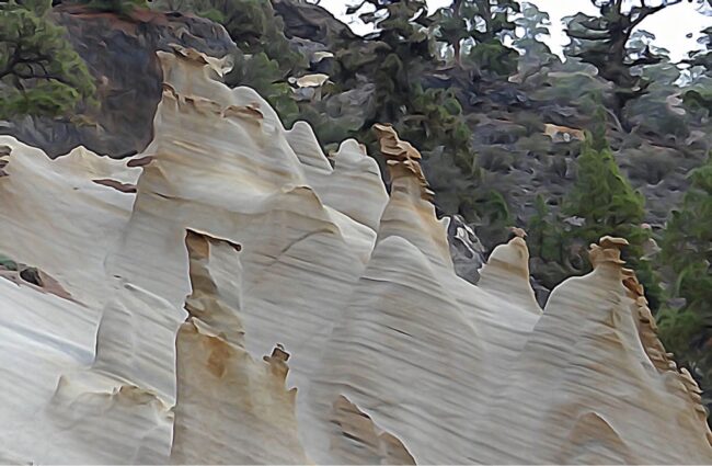Ruta de Senderismo en el Paisaje Lunar