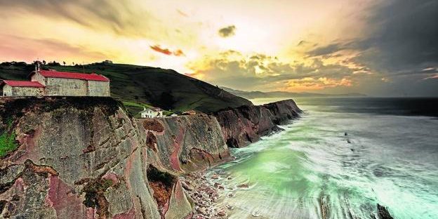 Acantilados de Flysch en Guipúzcoa