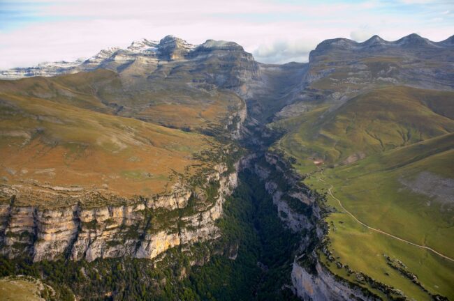 Cañón de Anisclo El Cañón de Anisclo es un tesoro de la naturaleza