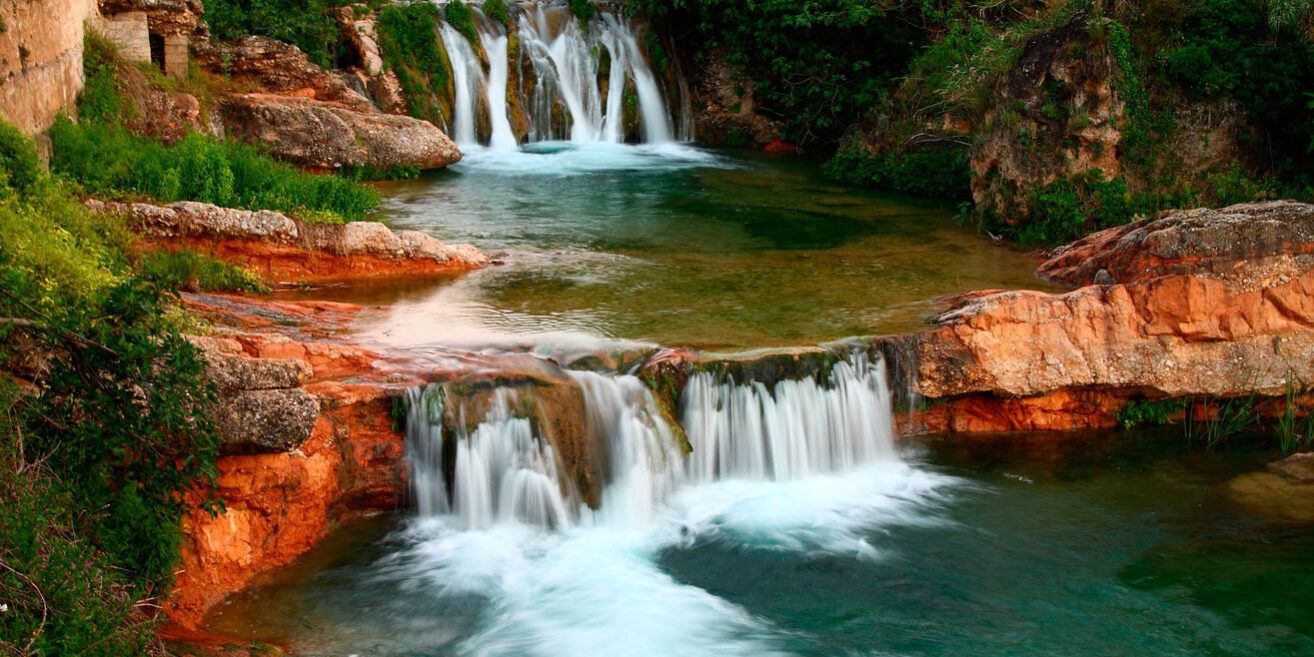 . La Comarca del Matarraña es conocida como la Toscana Aragonesa por sus paisajes de influencia mediterránea