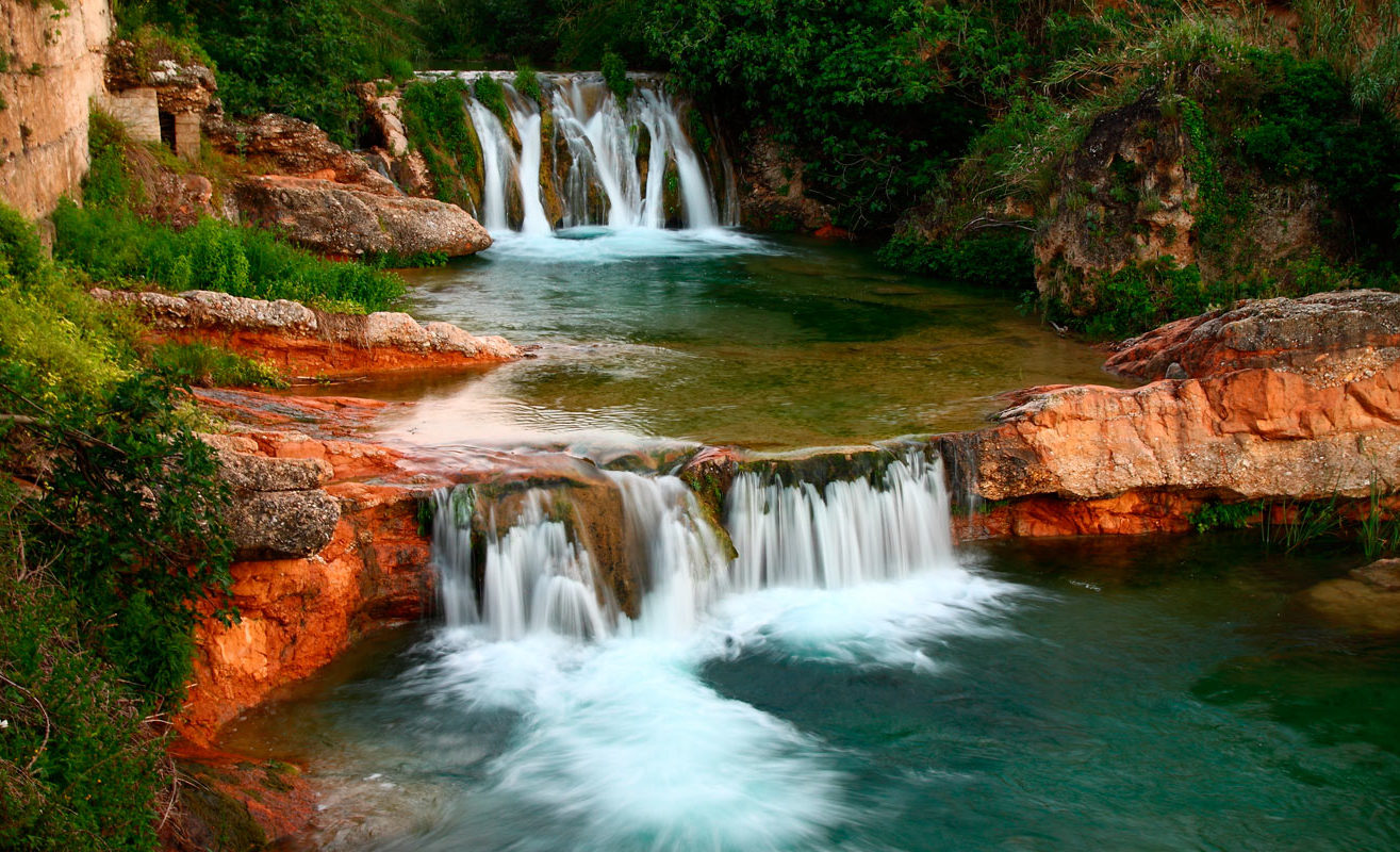 . La Comarca del Matarraña es conocida como la Toscana Aragonesa por sus paisajes de influencia mediterránea