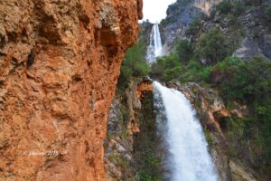 La cascada más alta e impresionante de España se encuentra en Euskadi