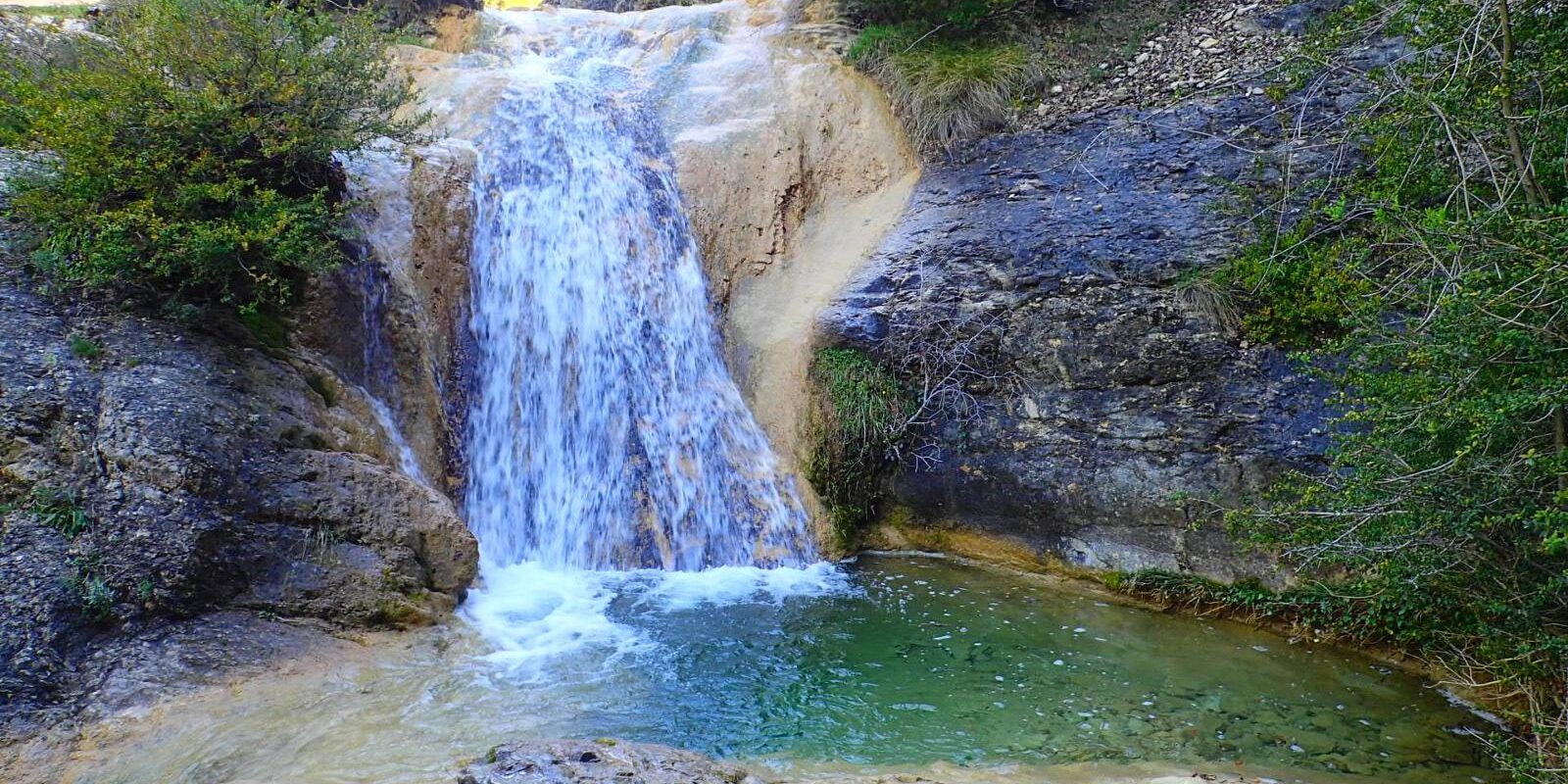 La ruta por el Cañón del Río Iranzu es un capricho que la naturaleza ha tallado con sus aguas cristalinas