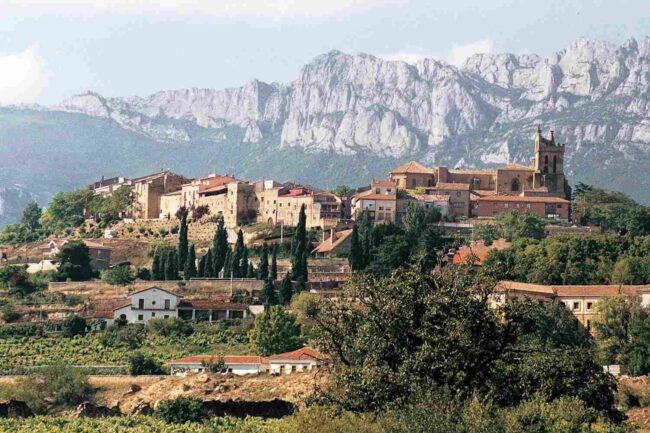Laguardia Laguardia es un bonito pueblo