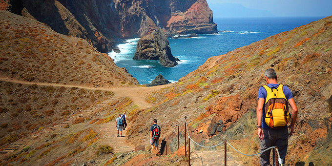 Punta San Lorenzo El sendero de Punta de San Lorenzo, en Madeira, discurre por un exótico paisaje volcánico con increíbles acantilados