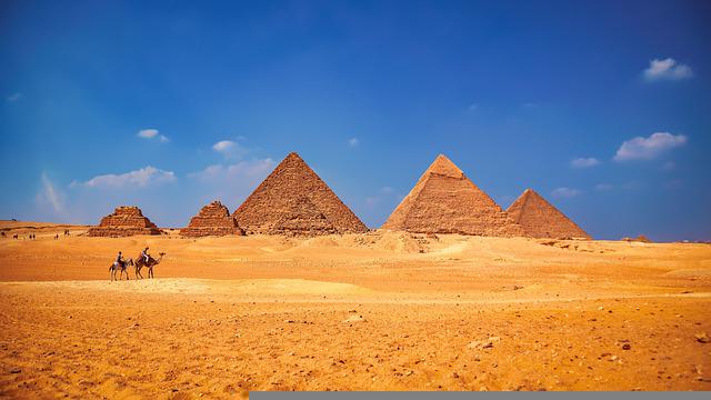 Egipto Egipto es uno de esos países que nos atrapará por su historia