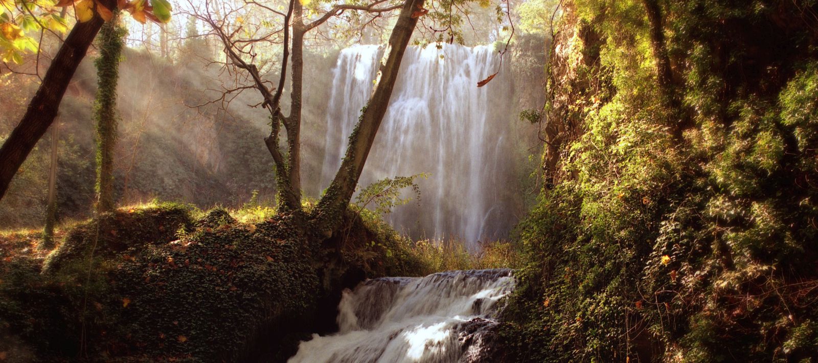 El Monasterio de Piedra es un antiguo lugar de retiro de los monjes cistercienses