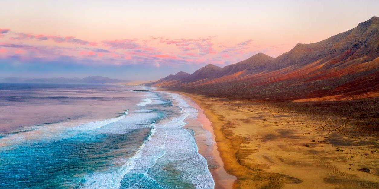 Fuerteventura Fuerteventura es la segunda isla en extensión del archipiélago Canario